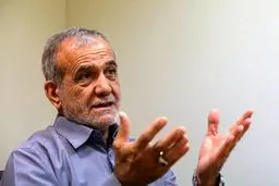 پزشکیان: صداوسیما رقیب نمایش خانگی است و دنبال حذف آن!