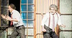 عاشق نمایش‌های کمدی هستم