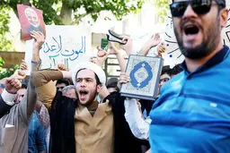 محکومیت شدید سوزاندن کتاب آسمانی قرآن