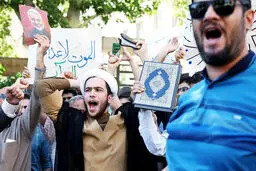 محکومیت شدید سوزاندن کتاب آسمانی قرآن