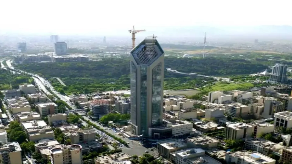 برج «زنجانی» جزو اموال «انصاری» است و به سهامداران بانک آینده می‌رسد

