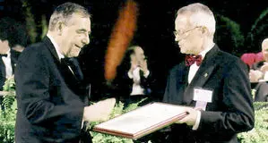 در میان ایزوتوپ‌ها و ستاره‌ها