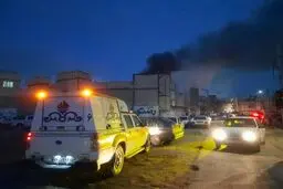 آتش سوزی کارگاه مبل در مشهد مهار شد