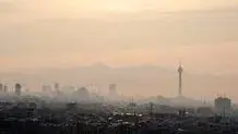 غبار دودآلود بر سر پایتخت/ هوای تهران همچنان آلوده است
