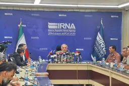 پزشکیان در سیاست داخلی معتقد به باتوم و خشونت نیست، معتقد به گفت‌وگو است