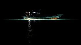 یک شناور بی‌هویت در آب‌های جاسک توقیف شد