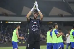 سیدحسین حسینی در استقلال ماندنی شد