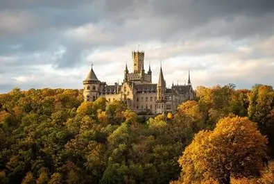 یک قلعه گوتیک در آلمان
