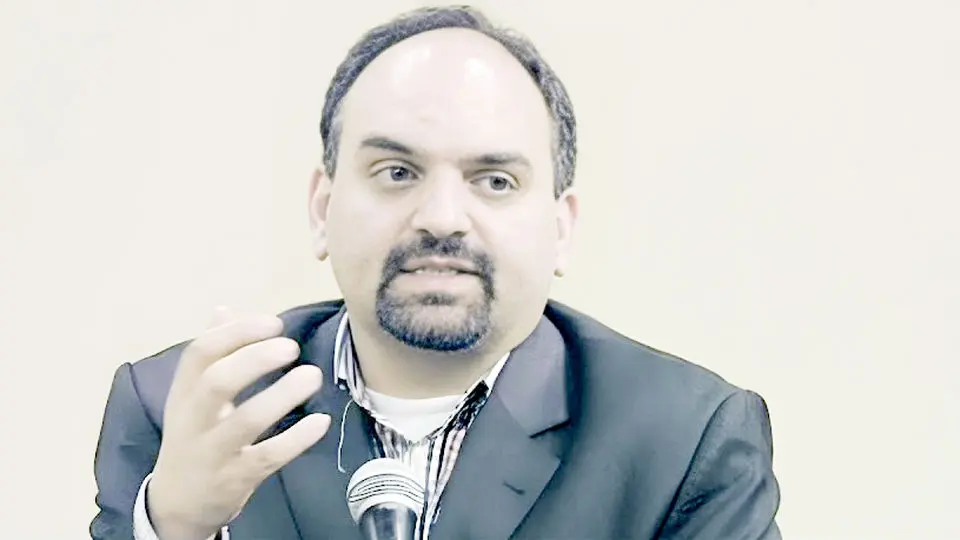 با سخنرانی دکتر سروش دباغ