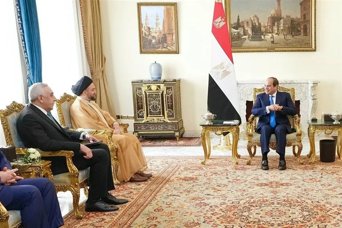 چه کسی حامل پیام ایران به مصر بود؟
