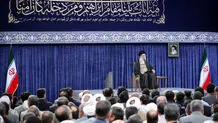عیادت رهبر انقلاب اسلامی از حضرت آیت‌الله نوری همدانی
