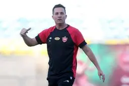 اوسمار تمرین پرسپولیس را تعطیل کرد

