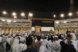 در آستانه خانه خدا


