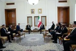 دو دیدار عصرگاهی عراقچی بعد از تحولات منطقه / دسترسی ایران  به سایر مسیرهای مواصلاتی نباید قطع شود 