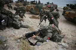 لغو رزمایش مشترک دریایی آمریکا با کره جنوبی به دلیل جنگ با ایران