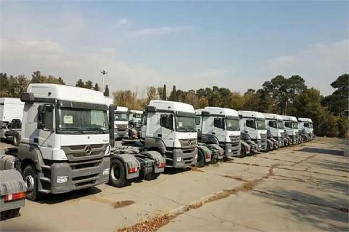 اعتراض کامیونداران به گرانی