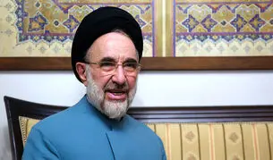 خاتمی خطاب به پزشکیان: کم‌هزینه‌ترین و مؤثرترین مسیر برون‌رفت از بحران را بیابید