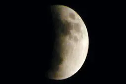 آخرین ماه‌گرفتگی امسال

