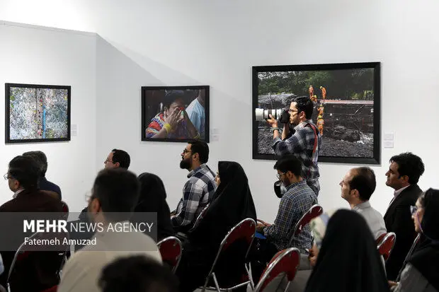 افتتاحیه نمایشگاه عکس اسپوتنیک
