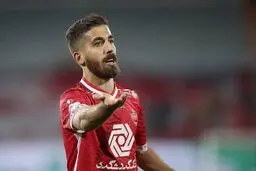 فرشاد فرجی مدافع تراکتور به هلال احمر پیوست