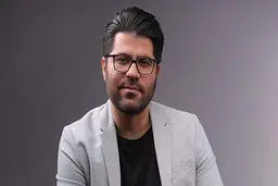 حامد همایون : کنسرتهای خیابانی حال مردم را خوب می‌کند 