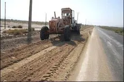 اجرای ۴ هزار و ۵۰۰ کیلومتر شانه سازی و اصلاح شیب شیروانی در راههای همدان.