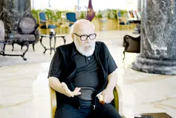 سینمــای هنــری  فعلا زیرزمینی