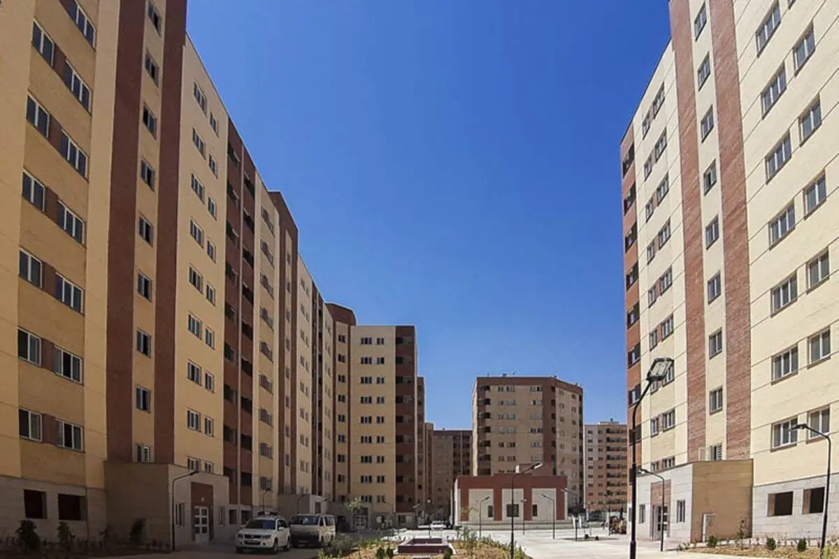 پیامک به متقاضیان نهضت ملی مسکن/ این گروه از متقاضیان حذف می‌شوند
