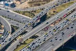 مدیران هنوز آدرس دفتر خود را یادنگرفته‌اند که تغییر می‌کنند/ مصوبات شورا دور می‌خورد 