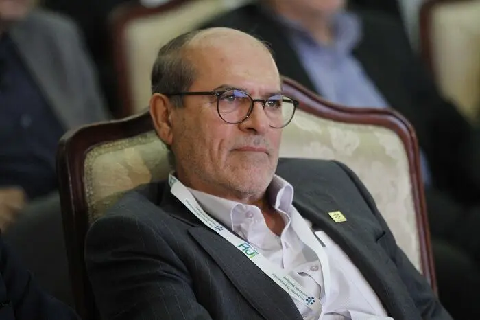 رئیس اتاق تهران: قوانین دوره صلح در جنگ پاسخگوی اقتصاد نیست