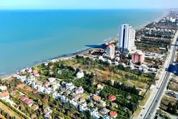 بهترین مکان‌ها برای اجاره ویلا در نوشهر لب دریا کجاست؟