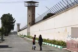 روایت بلاتکلیفی زندانیان در سایه جنگ