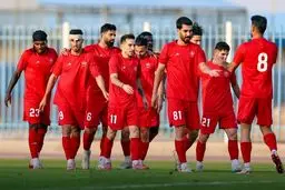 تماشاگران  پرسپولیس مقابل فجرسپاسی  از  قبرستان عبور کردند 