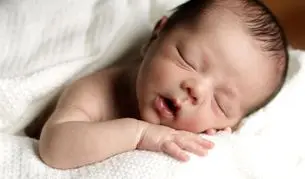 چگونه برای نوزادان سهام بورسی بگیریم؟

