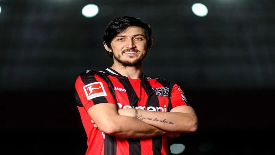 شباب الاهلی امروز از آزمون برابر تراکتور رونمایی می کند 
