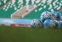 بازار آشفته نقل‌وانتقالات ایران/ بازیکنان معمولی، ستاره قیمت‌ها می‌شوند!
