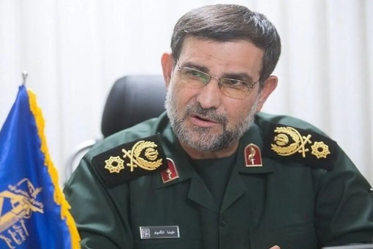 US aircraft carriers observe Iran’s maritime regulations