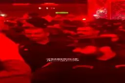 شعار «مرگ بر سازشگر» برخی زائران ایران علیه عراقچی در کربلا و شعار «علی نگهدارت باد» از سوی مردم عراق + ویدئو