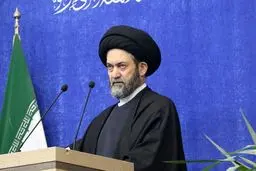 امام جمعه اردبیل: تعجب می‌کنم که برخی‌ها چطور حریصانه وارد عرصه ریاست جمهوری می شوند