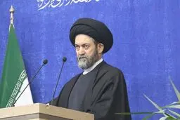 امام جمعه اردبیل: تعجب می‌کنم که برخی‌ها چطور حریصانه وارد عرصه ریاست جمهوری می شوند