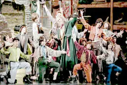 تئاتری پرهزینه برای نمایش فقر