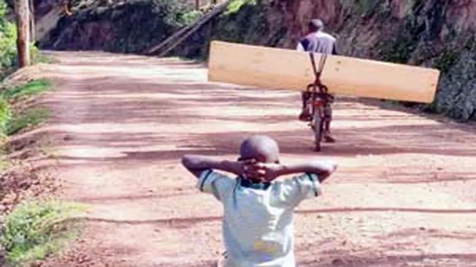 از آب تا آسمان کنیا