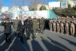 دو عکس خاص از مسعود پزشکیان در میان افسران پلیس