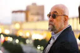 خانه، بدون نَفَس

