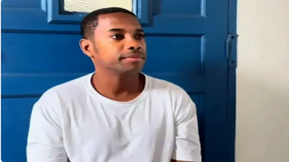 مصاحبه مفصل روبینیو از داخل زندان مخوف