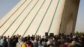 ارکستر سمفونیک در میدان آزادی  برای ایران نواخت 