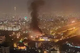 کیفرخواست ۴۰ متهم آتش‌سوزی زندان اوین صادر شد

