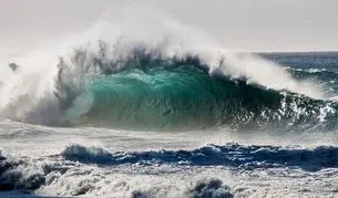 سازمان هواشناسی: خلیج فارس و دریای عمان تا جمعه مواج است / پیش بینی وزش باد شدید در شرق کشور 