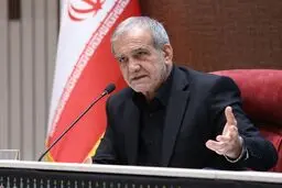 پزشکیان: دانش‌آموزان برای حل مشکلات کشور به میدان بیایند/ ویدیو