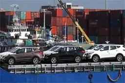 سرنوشت فروش خودروهای وارداتی در سامانه یکپارچه چه شد؟/  بلاتکلیفی تعرفه، بازار را قفل کرد